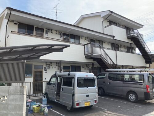 京都府城陽市にて集合住宅の外部改修塗装工事。