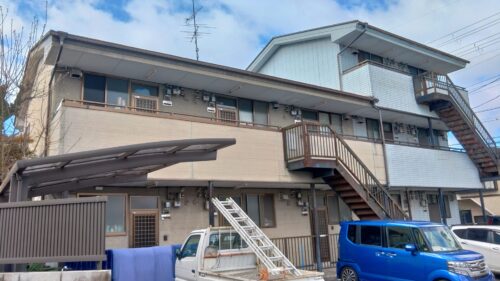 京都府城陽市にて集合住宅の外部改修塗装工事。